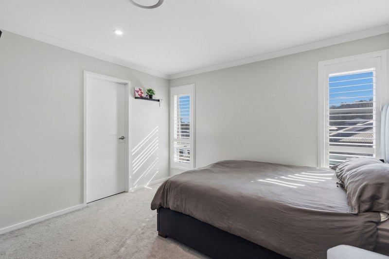 Photo - 34 Hyde Drive, Yarrabilba QLD 4207 - Image 17