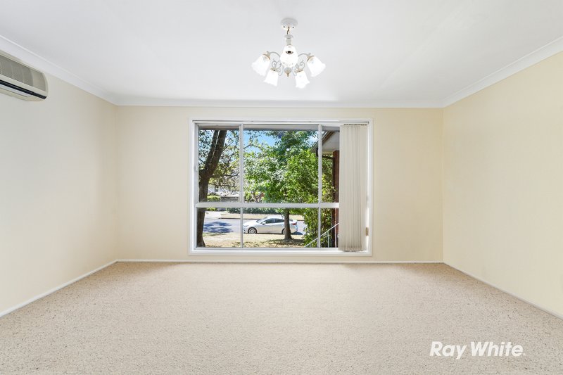 Photo - 34 Illabo Street, Quakers Hill NSW 2763 - Image 3