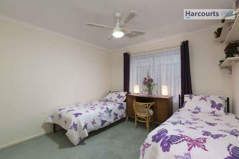 Photo - 34 Ingleton Drive, Hallett Cove SA 5158 - Image 12