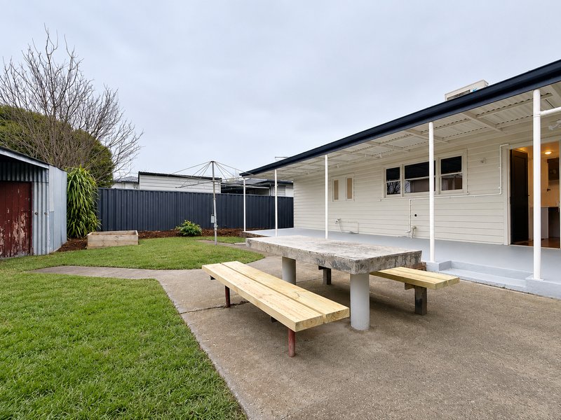 Photo - 34 Invermay Street, Reservoir VIC 3073 - Image 10