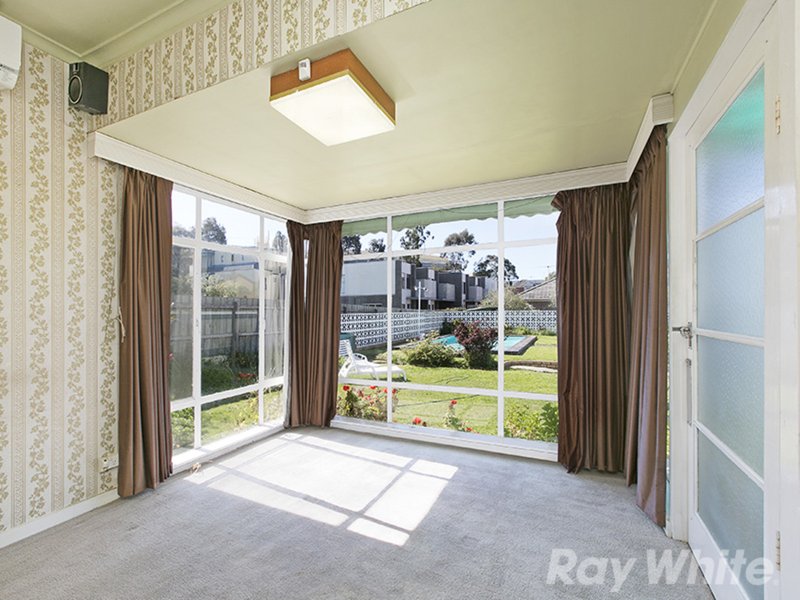 Photo - 34 Jean Street, Cheltenham VIC 3192 - Image 6