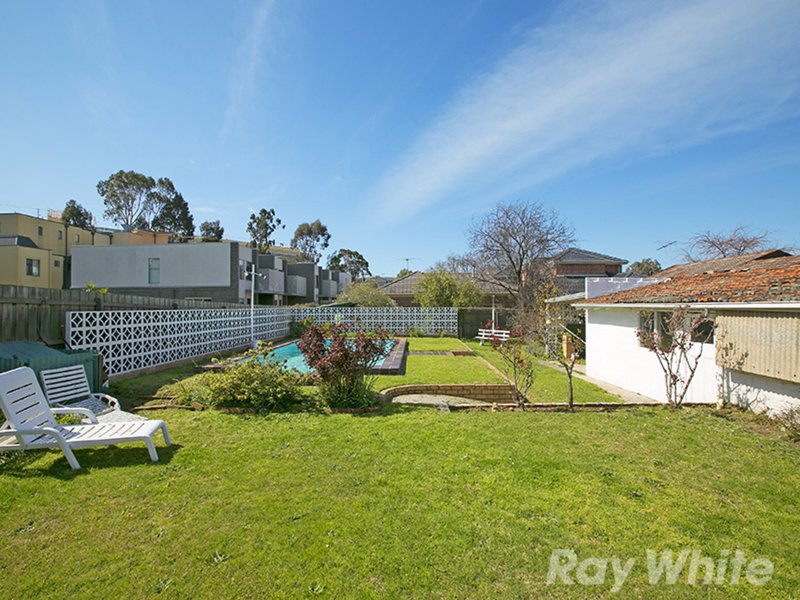 Photo - 34 Jean Street, Cheltenham VIC 3192 - Image 8