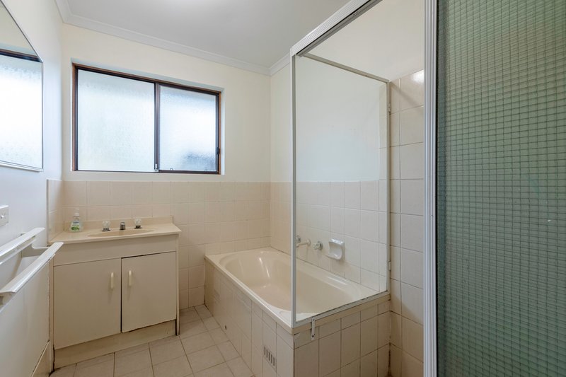 Photo - 3/4 Jeanette Crescent, Aberfoyle Park SA 5159 - Image 5