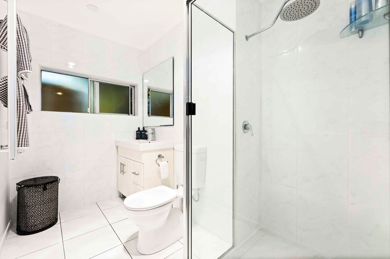 Photo - 34 Jellicoe Street, Mount Lofty QLD 4350 - Image 7