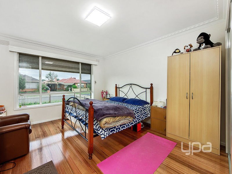 Photo - 34 Joan Street, Sunshine West VIC 3020 - Image 4