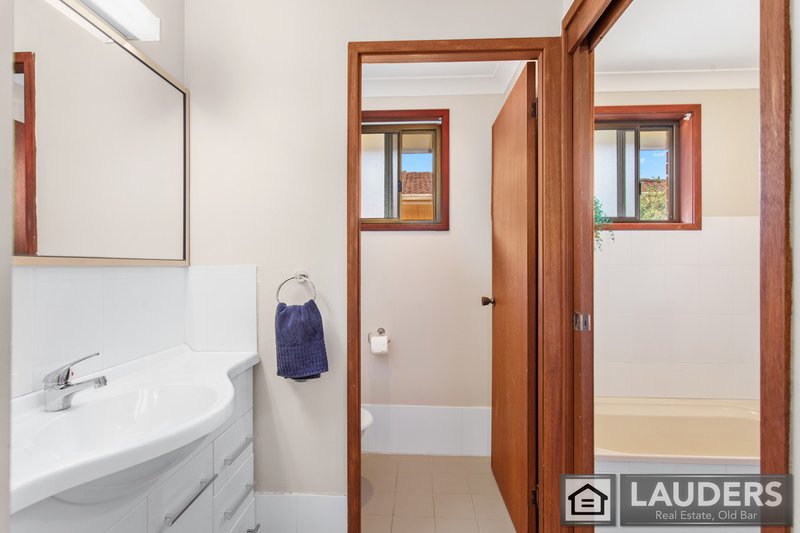 Photo - 34 Joel Drive, Old Bar NSW 2430 - Image 8