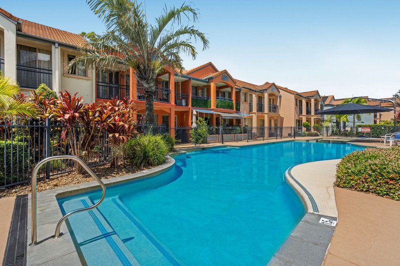 Photo - 34 John Lund Drive, Hope Island QLD 4212 - Image 17