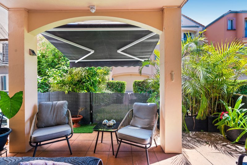 Photo - 34 John Lund Drive, Hope Island QLD 4212 - Image 28
