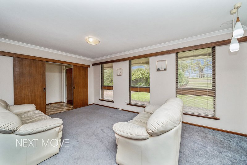 Photo - 34 Karoonda Road, Booragoon WA 6154 - Image 9