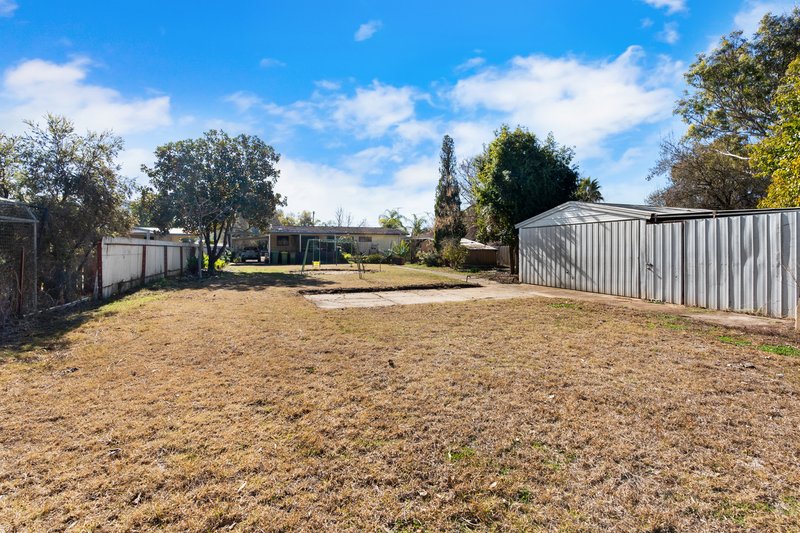 Photo - 34 Kennedy Street, Howlong NSW 2643 - Image 10