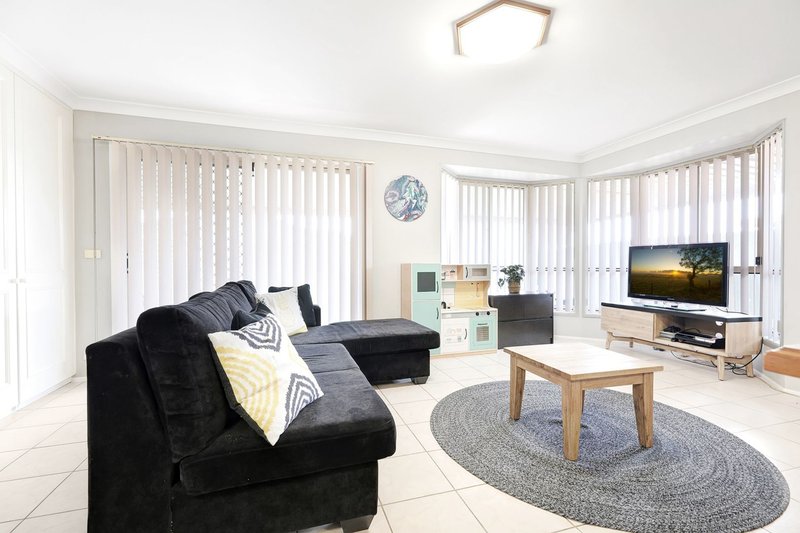 Photo - 34 Kobina Avenue, Glenmore Park NSW 2745 - Image 5