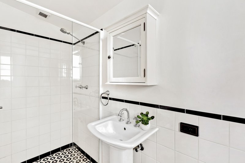 Photo - 34 Kubya Street, Blackheath NSW 2785 - Image 11