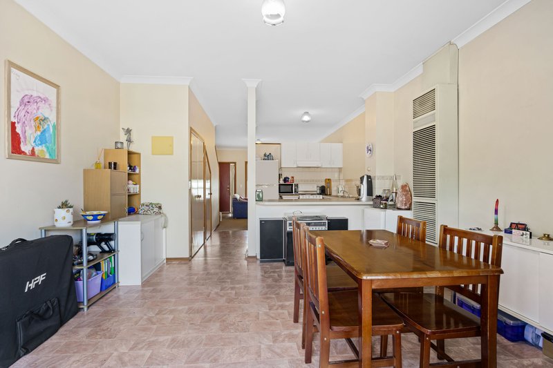 Photo - 3/4 Lal Lal Street, Golden Point VIC 3350 - Image 6