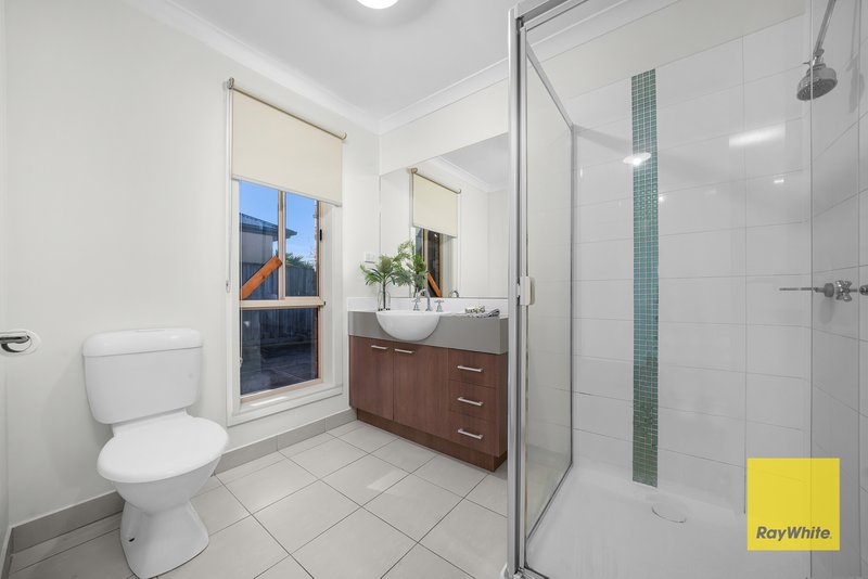 Photo - 34 Larson Avenue, Tarneit VIC 3029 - Image 5