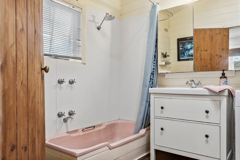 Photo - 34 Lauriston Street, Kyneton VIC 3444 - Image 11