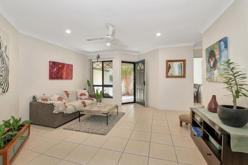 Photo - 34 Leftwich Street, White Rock QLD 4868 - Image 2