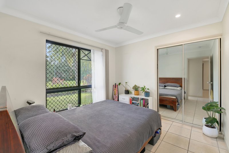 Photo - 34 Leftwich Street, White Rock QLD 4868 - Image 9