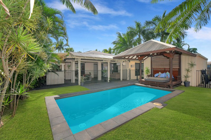 Photo - 34 Leftwich Street, White Rock QLD 4868 - Image 13