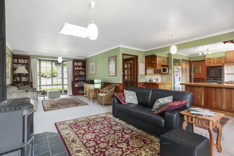 Photo - 34 Leslie Road, Kingston TAS 7050 - Image 3