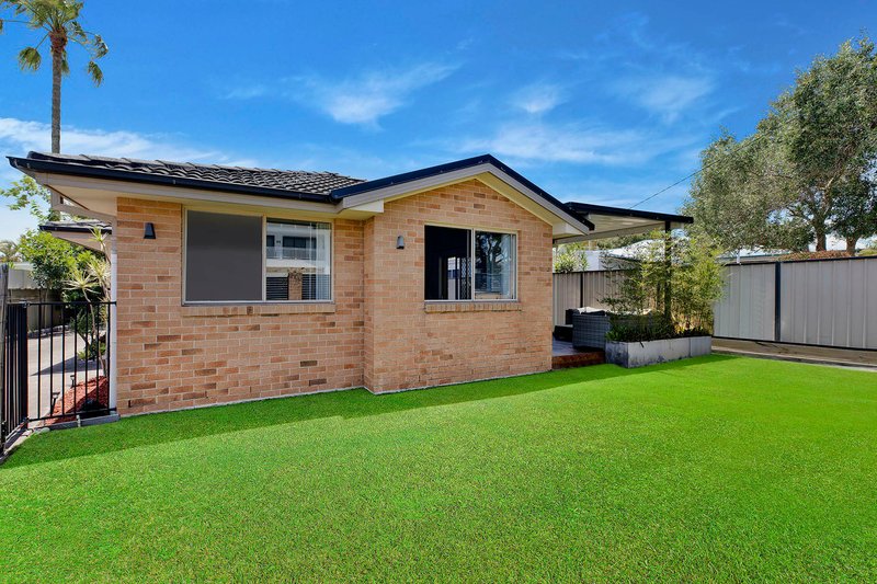 Photo - 34 Liddell Street, Long Jetty NSW 2261 - Image 2