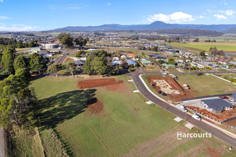 Photo - 34 Liddesdale Drive, Deloraine TAS 7304 - Image 6