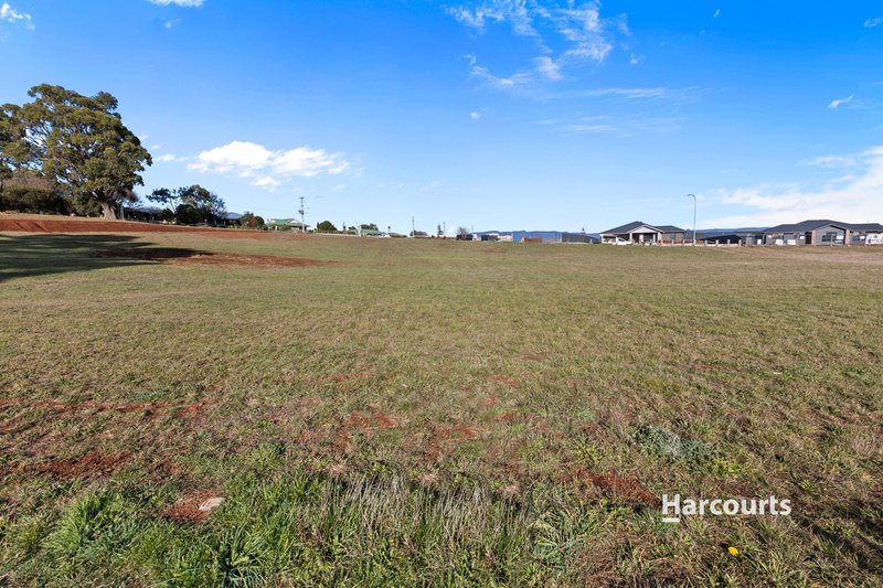 Photo - 34 Liddesdale Drive, Deloraine TAS 7304 - Image 13