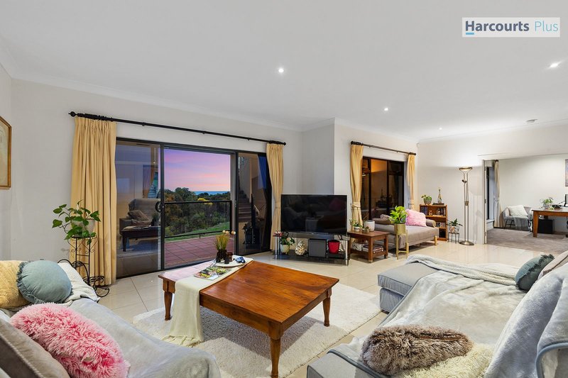 Photo - 34 Lighthouse Drive, Hallett Cove SA 5158 - Image 15