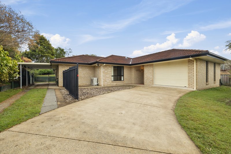 34 Lily St , Southside QLD 4570