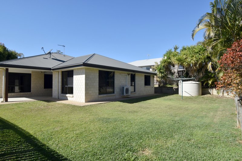 Photo - 34 Liriope Drive, Kirkwood QLD 4680 - Image 24