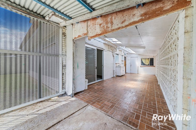 Photo - 34 Logan Street, North Booval QLD 4304 - Image 17