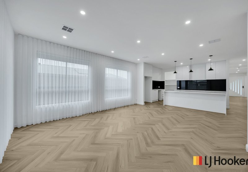 Photo - 34 Lollipop Crescent, Sunbury VIC 3429 - Image 10