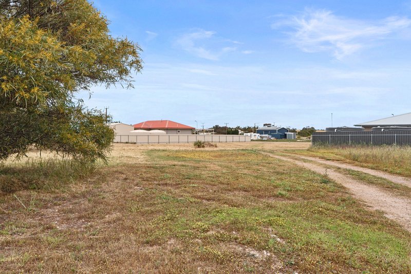 Photo - 34 (Lot 69) Reef Crescent, Point Turton SA 5575 - Image 4