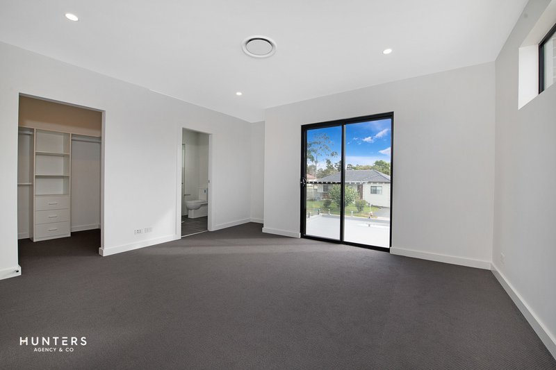 Photo - 34 Lowana Avenue, Merrylands NSW 2160 - Image 5