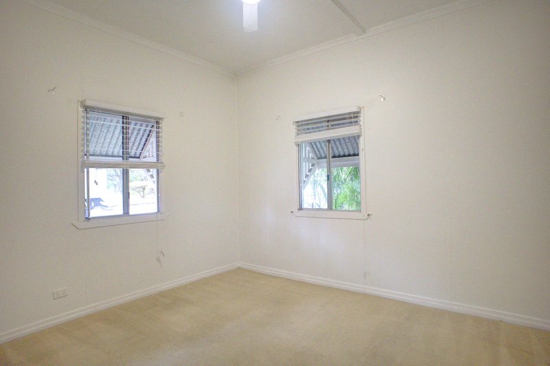 Photo - 34 Lowry Street, North Ipswich QLD 4305 - Image 11