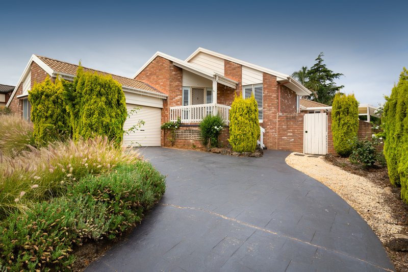 34 Lydia Mary Drive, Berwick VIC 3806