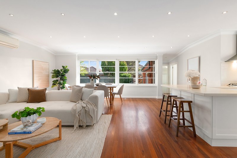 Photo - 34 Macdonald Crescent, Bexley North NSW 2207 - Image 2