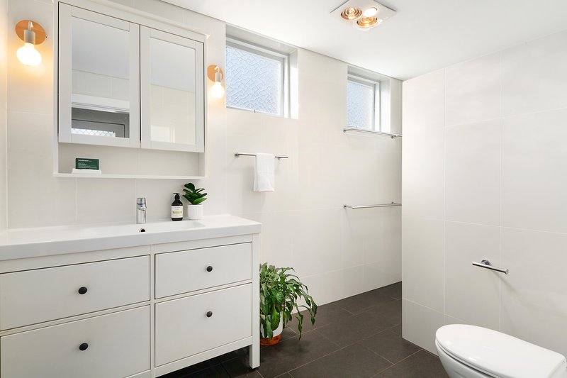 Photo - 34 Macdonald Crescent, Bexley North NSW 2207 - Image 10