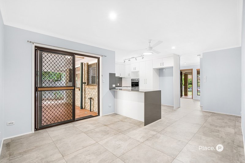 Photo - 34 Mackerel Street, Manly West QLD 4179 - Image 3