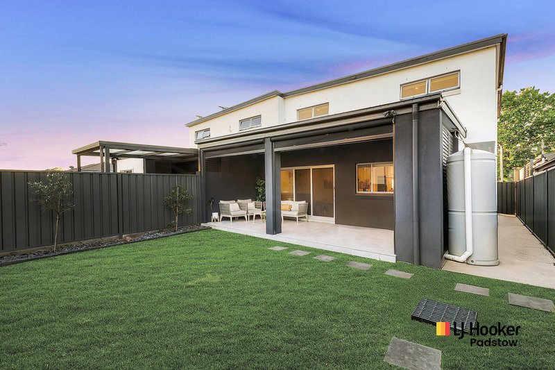 Photo - 34 Mae Crescent, Panania NSW 2213 - Image 10