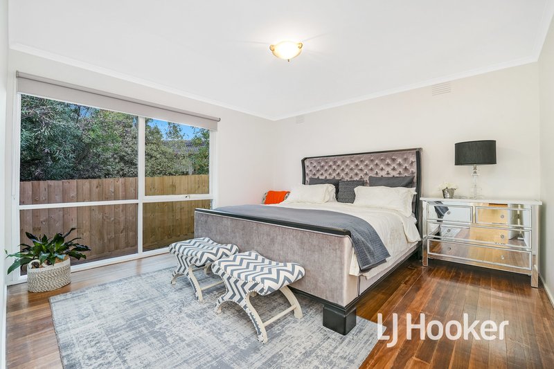 Photo - 34 Mahon Crescent, Narre Warren VIC 3805 - Image 7