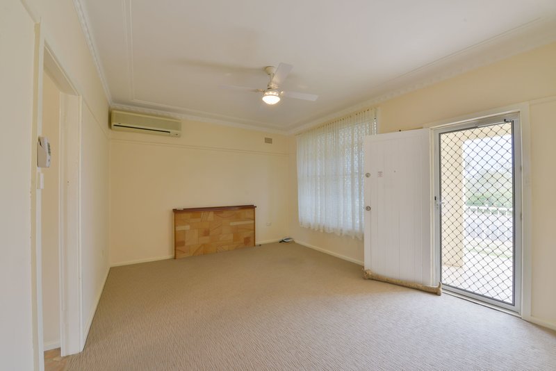 Photo - 34 Mahony Avenue, Tamworth NSW 2340 - Image 4