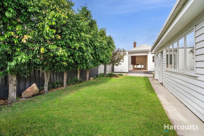 Photo - 34 Maitland Street, Geelong West VIC 3218 - Image 11