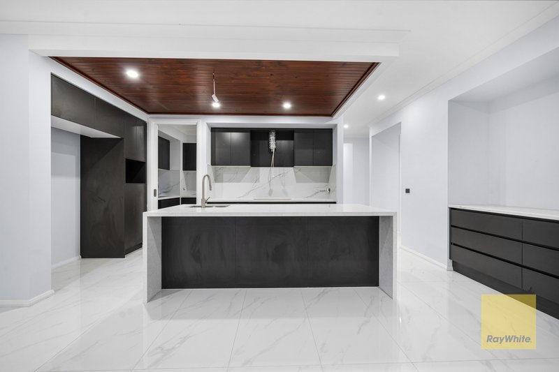 Photo - 34 Majorelle Boulevard, Wollert VIC 3750 - Image 2