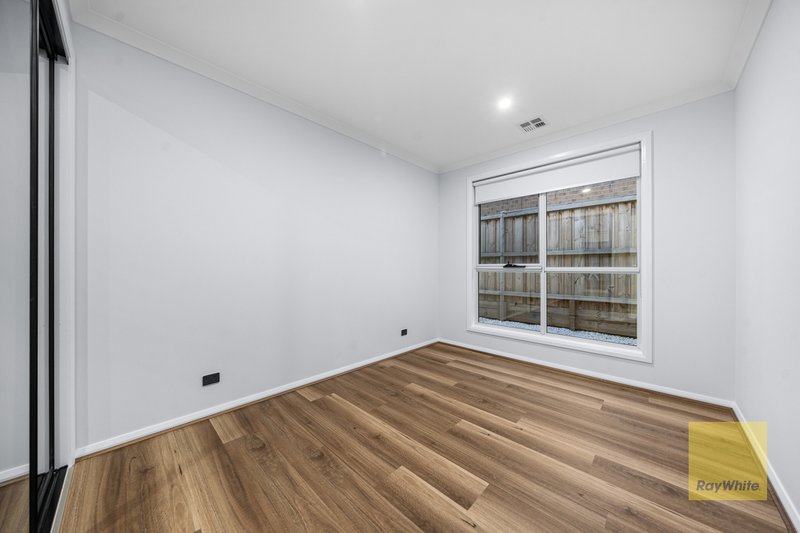 Photo - 34 Majorelle Boulevard, Wollert VIC 3750 - Image 7