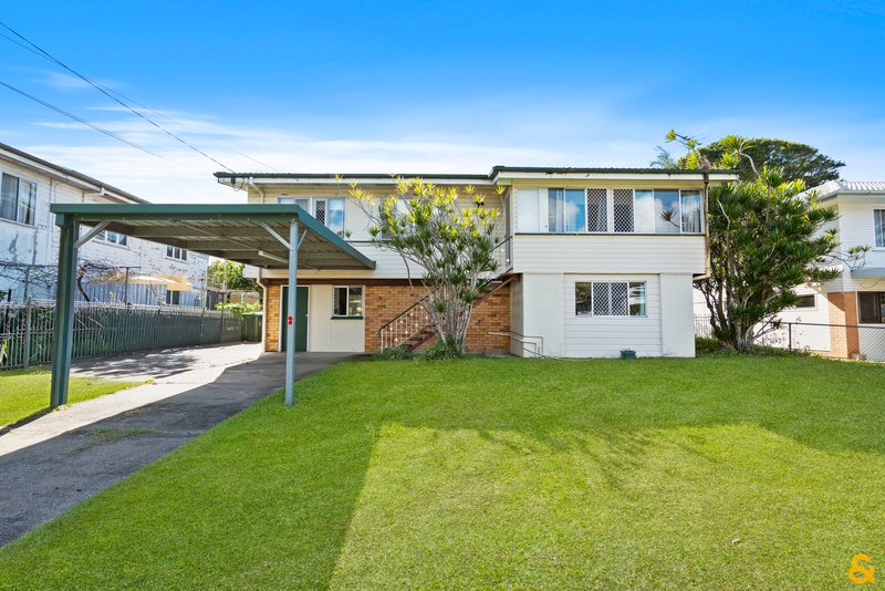 Photo - 34 Malabar Street, Wynnum West QLD 4178 - Image 1