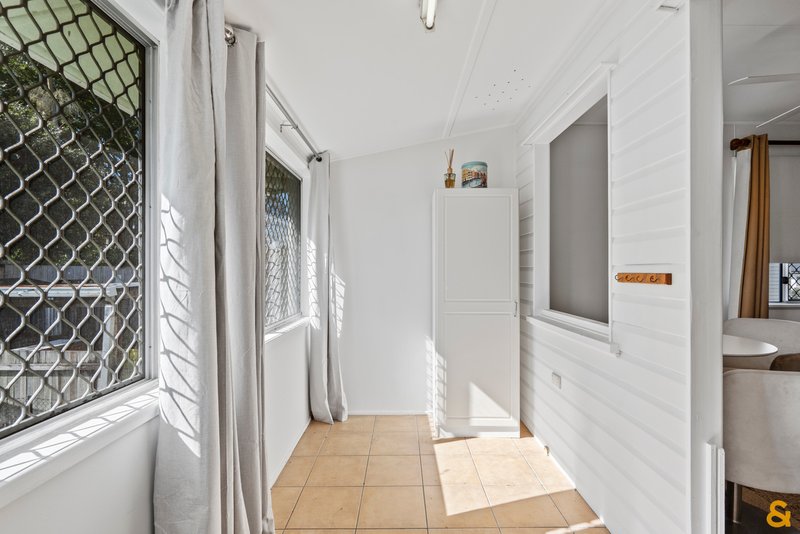 Photo - 34 Malabar Street, Wynnum West QLD 4178 - Image 7