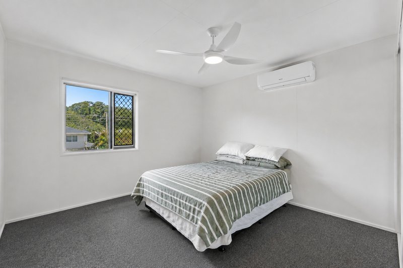 Photo - 34 Malabar Street, Wynnum West QLD 4178 - Image 8