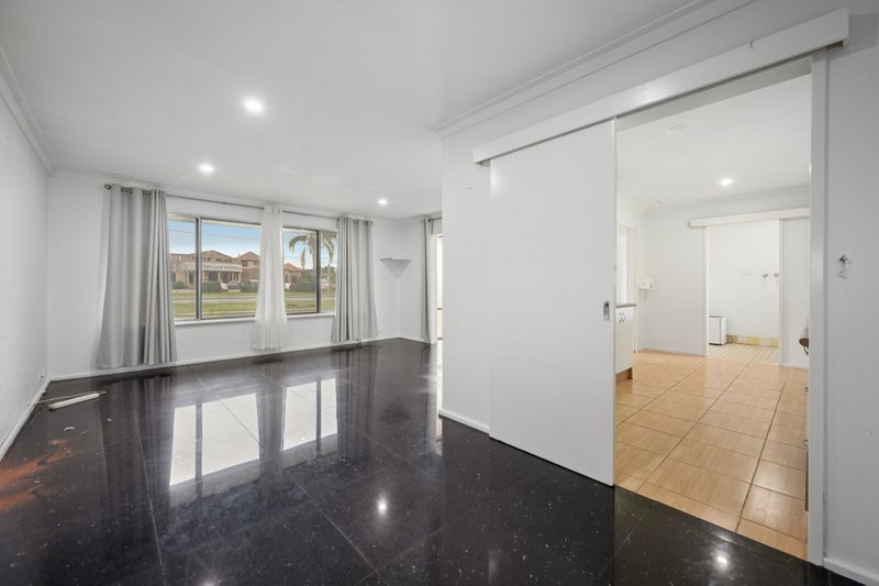 Photo - 34 Manning Road, Cannington WA 6107 - Image 7