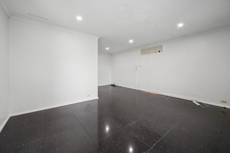 Photo - 34 Manning Road, Cannington WA 6107 - Image 16