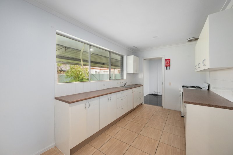 Photo - 34 Manning Road, Cannington WA 6107 - Image 20